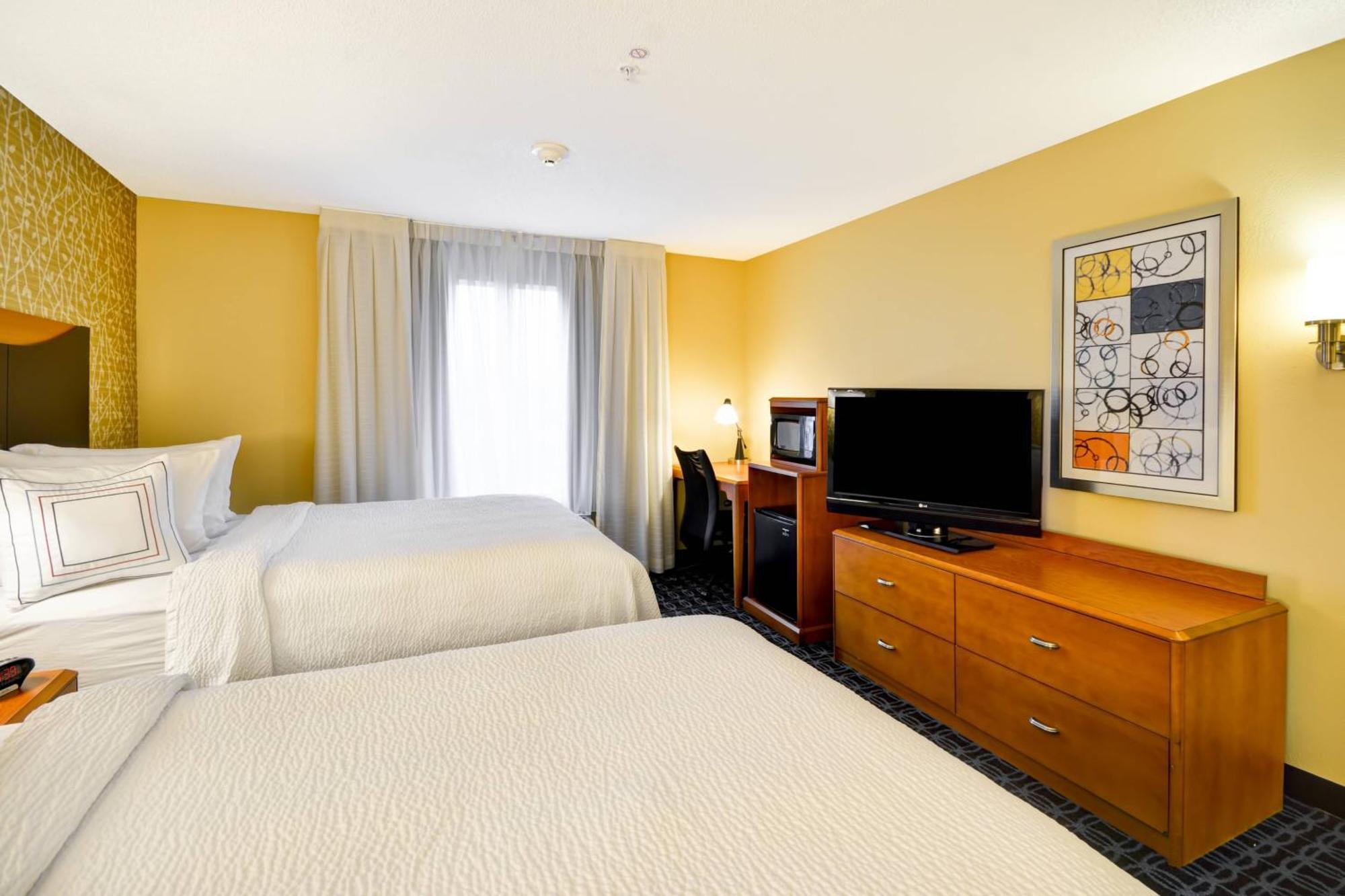Fairfield Inn & Suites Tampa Fairgrounds/Casino Orient Park Exteriör bild